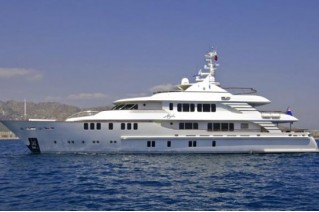 CMB Yachts built motor yacht Mystic
